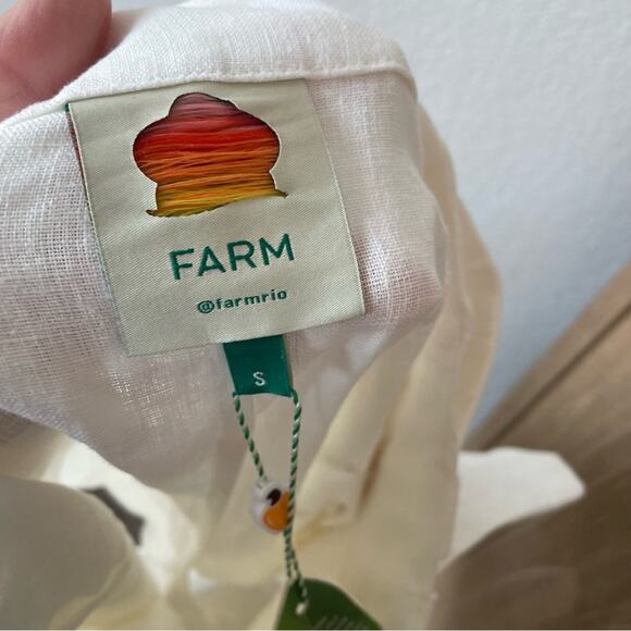 Farm Rio Off-White Tailored Shorts - Picture 5 of 7